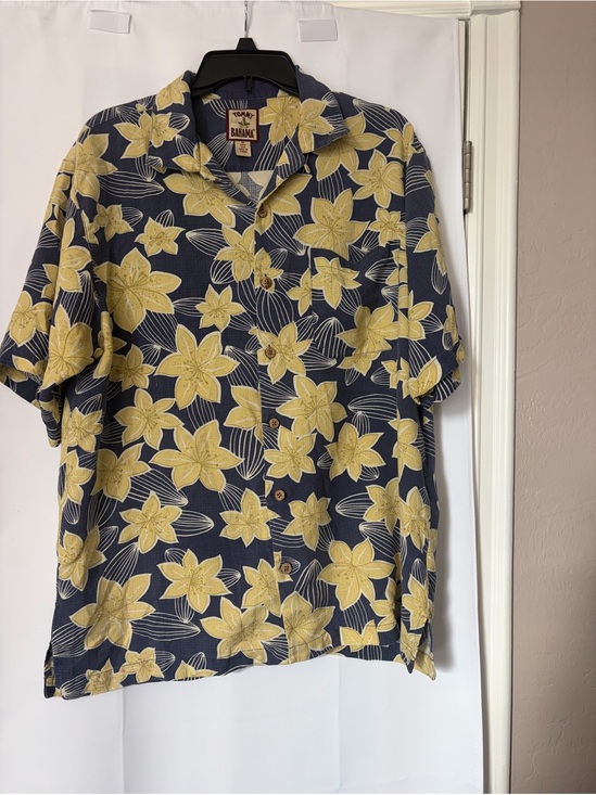 Tommy Bahama Other - Tommy Bahama Silk Hawaiian floral button down shirt